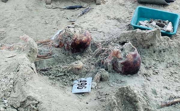 யாழ்ப்பாணம்- செம்மணி சித்துப்பாத்தி மனிதப் புதைகுழியில் இருந்து இதுவரை அடையாளம் காணப்பட்ட மனித எலும்புக்கூடுகளின் எண்ணிக்கை 507 ஆக அதிகரித்துள்ளது.