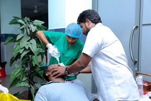 ஆலயத்தில் பொருத்தப்பட்ட சீன மின் விளக்குகள் பறிமுதல்