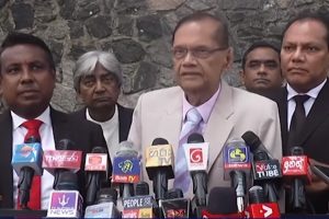 வெள்ளை மாளிகையிலிருந்து வெளியேறுகிறார் ட்ரம்பின் விசுவாசி