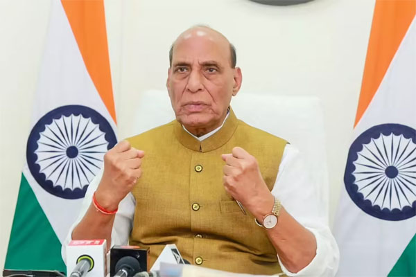 இந்திய பாதுகாப்பு அமைச்சர் ராஜ்நாத் சிங், விரைவில் இலங்கைக்கு பயணம் மேற்கொள்ளவுள்ளாரென இராஜதந்திர வட்டாரங்களில் இருந்து தகவல் வெளியாகியுள்ளது.