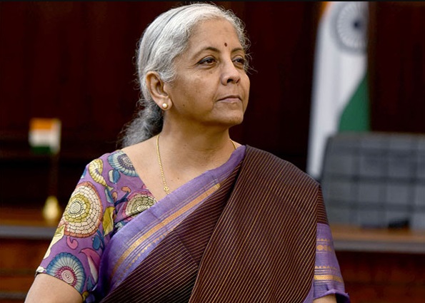 இந்திய மத்திய நிதியமைச்சர் நிர்மலா சீதாராமன் கனடா மற்றும் அமெரிக்காவுக்கு அதிகாரப்பூர்வப் பயணத்தை இன்று மேற்கொள்கிறார்.