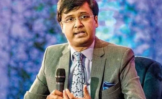 நீதிபதிகளின் ஓய்வுபெறும் வயதெல்லையை நீடிக்கும் யோசனையை அரசாங்கம் கைவிட வேண்டும் என்றும், அதனைத் தொடர்ந்து முன்னெடுப்பதற்கு அரசாங்கத்திற்கு எவ்வித தார்மீக உரிமையும் கிடையாது என்றும் இலங்கைச் சட்டத்தரணிகள் சங்கத்தின் தலைவர் ரஜீவ் அமரசூரிய தெரிவித்தார்.