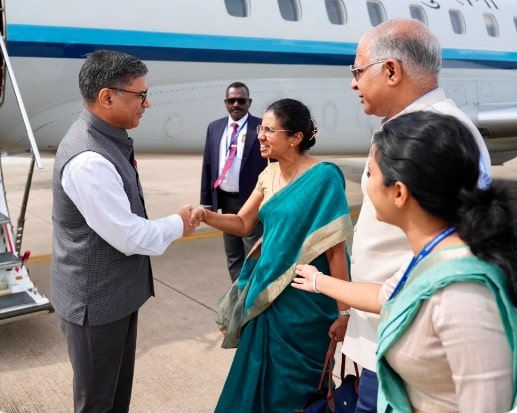 இந்திய வெளியுறவுச் செயலர் விக்ரம் மிஸ்ரி, ஒரு நாள் அதிகாரபூர்வ பயணமாக இன்று காலை இலங்கை வந்தடைந்தார்.