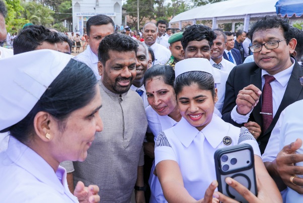 மன்னார் மாவட்ட பொது மருத்துவமனையின் திடீர் விபத்து மற்றும் அவசர சிகிச்சைப் பிரிவு நிர்மாணப் பணிகள் ஜனாதிபதி அநுர குமார திசாநாயக்கவின் தலைமையில் இன்று (16) முற்பகல் ஆரம்பிக்கப்பட்டன.