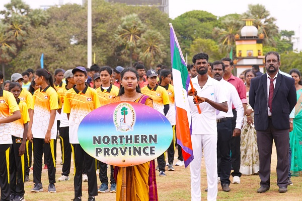 வடக்கு மாகாண விளையாட்டுத் திணைக்களத்தால் ஏற்பாடு செய்யப்பட்டுள்ள 18 ஆவது வடக்கு மாகாண விளையாட்டு விழா இன்று சனிக்கிழமை காலை யாழ்ப்பாணம் துரையப்பா விளையாட்டரங்கில் ஆரம்பித்து வைக்கப்பட்டது.