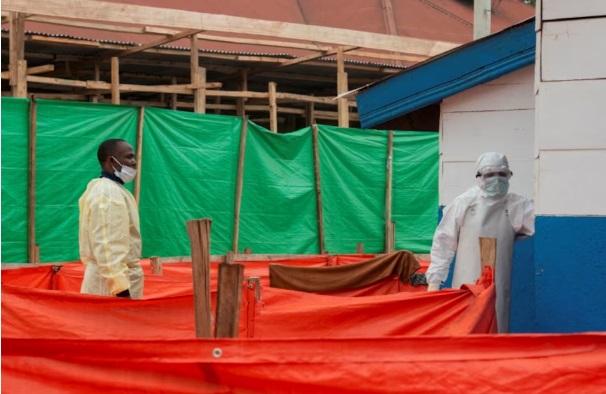காங்கோ ஜனநாயகக் குடியரசில் எபோலா வைரஸால் பாதிக்கப்பட்டவர்களின் எண்ணிக்கை 7,000-ஐக் கடந்துள்ளதாகவும், இத்தொற்று மேலும் ஒரு புதிய மாகாணத்திற்குப் பரவியுள்ளதாகவும் அரசு வெளியிட்ட தரவுகள் தெரிவிக்கின்றன