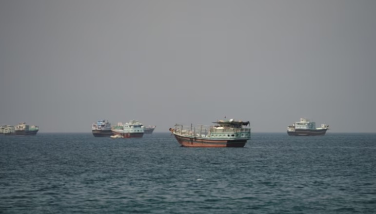 மத்திய கிழக்கில் ஈரான் மற்றும் பிற பாரசீக வளைகுடா நாடுகளுக்கு இடையே திங்கள்கிழமை நடைபெறவிருந்த உயர்மட்டக் கூட்டம் ஒத்திவைக்கப்பட்டுள்ளதால், அப்பகுதியில் இராஜதந்திர முயற்சிகள் பின்னடைவைச் சந்தித்துள்ளன.
