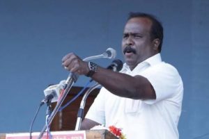 பயணிகள் படகில் தீவிபத்து – 05 பேர் பலி, 80 பேர் மாயம்