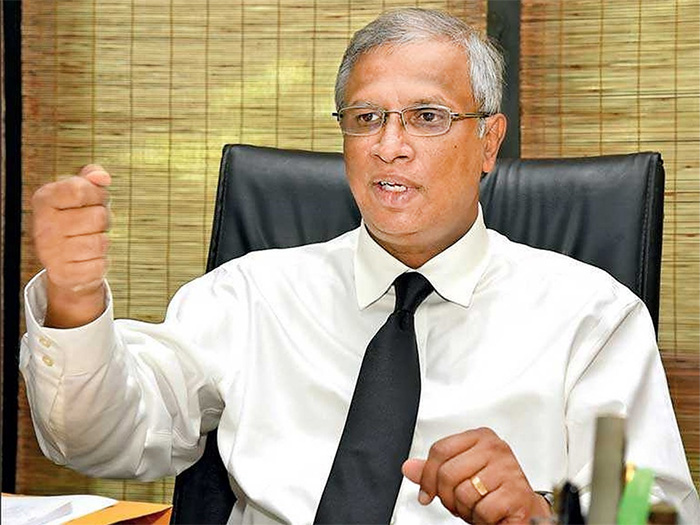 ஐக்கிய நாடுகள் மனித உரிமைகள் உயர்ஸ்தானிகரின் இலங்கை தொடர்பான அறிக்கையில் போர்க் காலத்தில் இடம்பெற்ற குற்றங்களுக்கான பொறுப்புக்கூறல் சம்பந்தமாக எவ்வித முன்னேற்றமும் எட்டப்படாமை உள்ளடங்கலாக தமிழ் மக்களின் கரிசனைகள் சுட்டிக்காட்டப்பட்டிருப்பதை வரவேற்பதாகத் தெரிவித்துள்ள இலங்கைத் தமிழரசுக் கட்சி தெரிவித்துள்ளது.