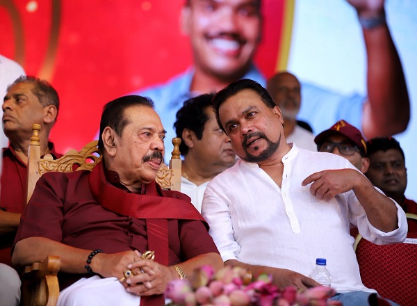 நாட்டில் "அரசாங்க பயங்கரவாதத்தை" தோற்றுவிப்பதற்குத் தேசிய மக்கள் சக்தி அரசாங்கம் முற்படுகிறதோ என்ற அச்சம் ஏற்பட்டுள்ளது - என்று தேசிய சுதந்திர முன்னணியின் தலைவர் விமல் வீரவன்ச குற்றஞ்சாட்டியுள்ளார்.