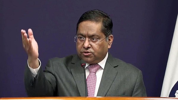எல்லை தாண்டிய பயங்கரவாதத்திற்கு எதிராக பாகிஸ்தான் நம்பகமான மற்றும் உறுதியான நடவடிக்கைகளை எடுத்தால் மட்டுமே, அந்நாடு கூறுவதை உலகம் நம்பும் என இந்திய வெளிவிவகார அமைச்சு தெரிவித்துள்ளது.