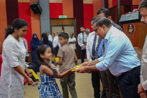 வடகொரிய பொருளாதாரத்தில் திடீர் மாற்றம்: பின்னணி என்ன?
