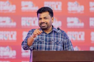பிரித்தானியாவில் அமெரிக்க வான்படைத் தளத்திற்கு அருகே பயங்கரவாத சதி முறியடிப்பு: 5 பேர் கைது