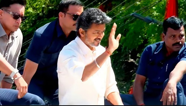 தமிழகத்துக்கு தொழில் முதலீடுகளை ஈர்க்கும் நோக்கில் எதிர்வரும் 10 ஆம் திகதி முதல்வர் விஜய் பிரித்தானியா செல்லவுள்ளார் என தகவல் வெளியாகியுள்ளது.