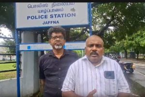 கொட்டும் மழையிலும் 19ஆவது வாரமாக தொடரும் பலாலி மக்களின் போராட்டம்