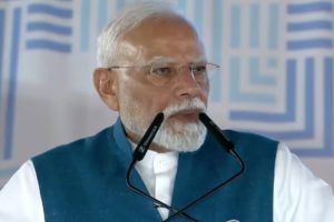 தீக்கிரையான பேருந்து – நொடியில் உயிர்தப்பிய ஓட்டுநர்