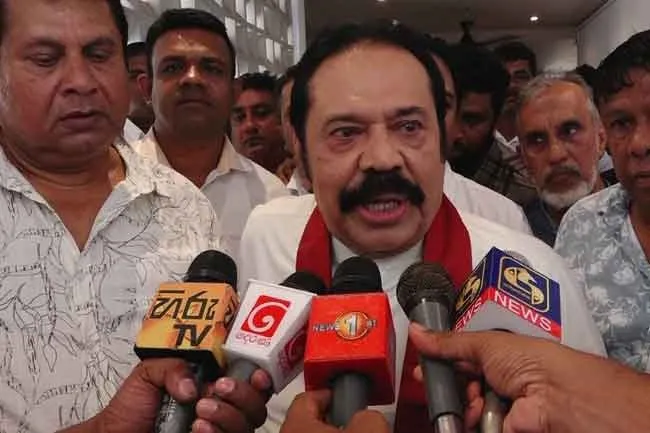 மஹிந்த ராஜபக்ச வயோதிப நிலையை அடைந்துவிட்டார் என்பது உண்மை. ஆனால், அவர் இந்த நாட்டுக்காக ஆற்றிய சேவைகள் வயோதிபம் அடையவில்லை. அவர் நாட்டுக்காகப் பெரும் சேவையாற்றியுள்ளார். இதனை எமது நாட்டு மக்கள் விரைவில் உணர்ந்துகொள்வார்கள்.