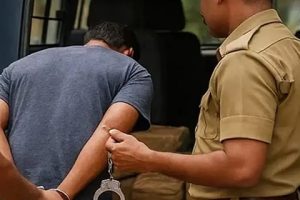 போதைமருந்து கொடுத்து ஒரு தசாப்தமாக பாலியல் துஷ்பிரயோகம் – 04 பிரித்தானியர்களிடம் விசாரணை